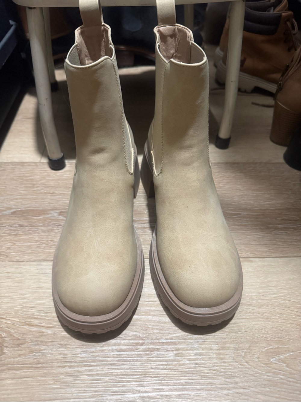Women's Neutral Beige Chelsea Platform Combat Boots